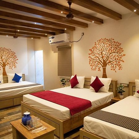 Hotel Ganesh Palace Rāmeswaram Eksteriør billede